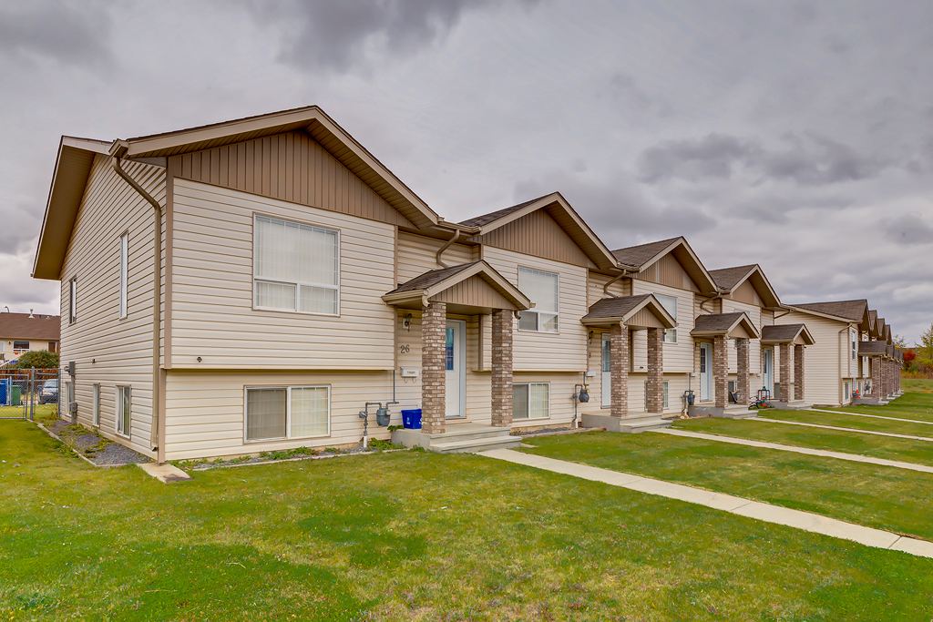 Kitson Close Townhomes | 47 Kitson Close, Red Deer, AB T4P 4C5, Canada | Phone: (855) 247-1492