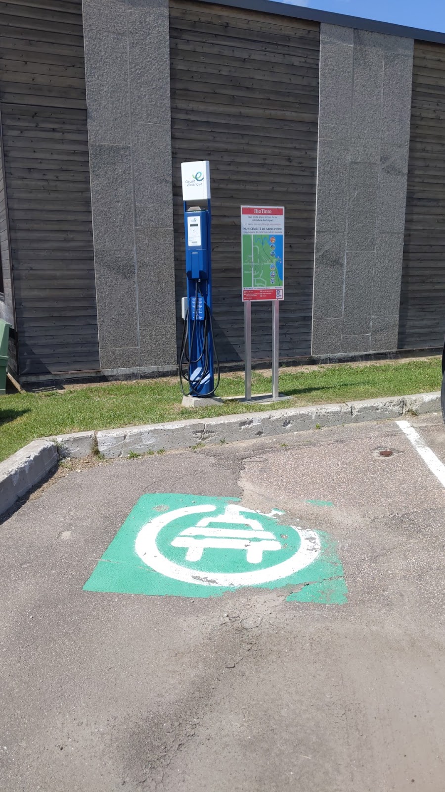 Electric Circuit Charging Station | 599 Rue Principale, Saint-Prime, QC G8J 1T2, Canada | Phone: (800) 686-9243