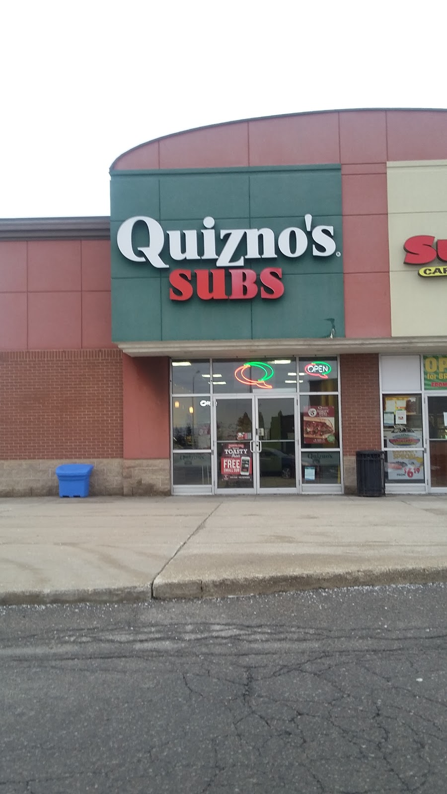 Quiznos | 2880 Queen St E, Brampton, ON L6T 3S1, Canada | Phone: (905) 790-0504