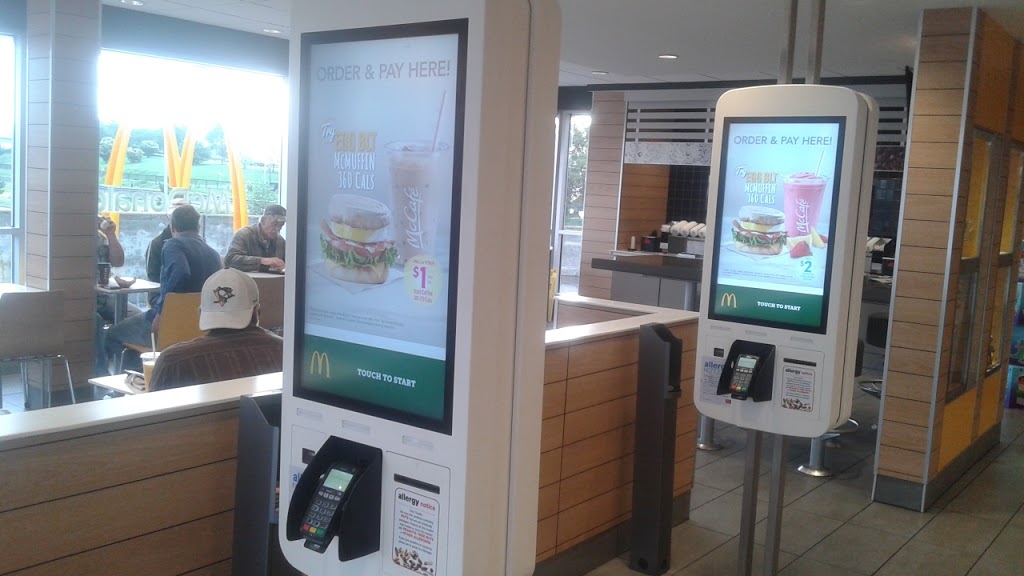 McDonalds | 81 Cumberland St N, Thunder Bay, ON P7A 4L8, Canada | Phone: (807) 344-1513