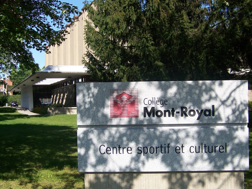 Sports And Cultural Center Du Middle School Mont-Royal | 8801 Rue Notre-Dame Est, Montréal, QC H1L 3M5, Canada | Phone: (514) 351-7851