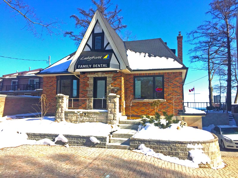 Lakefront Family Dental | 2128 Old Lakeshore Rd, Burlington, ON L7R 1A3, Canada | Phone: (905) 635-1100