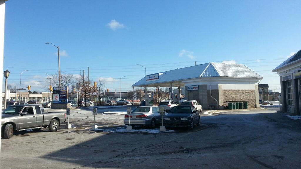 Mississauga Emission Testing Center | 5020 McLaughlin Rd #2-3, Mississauga, ON L5R 3R8, Canada | Phone: (905) 502-7535