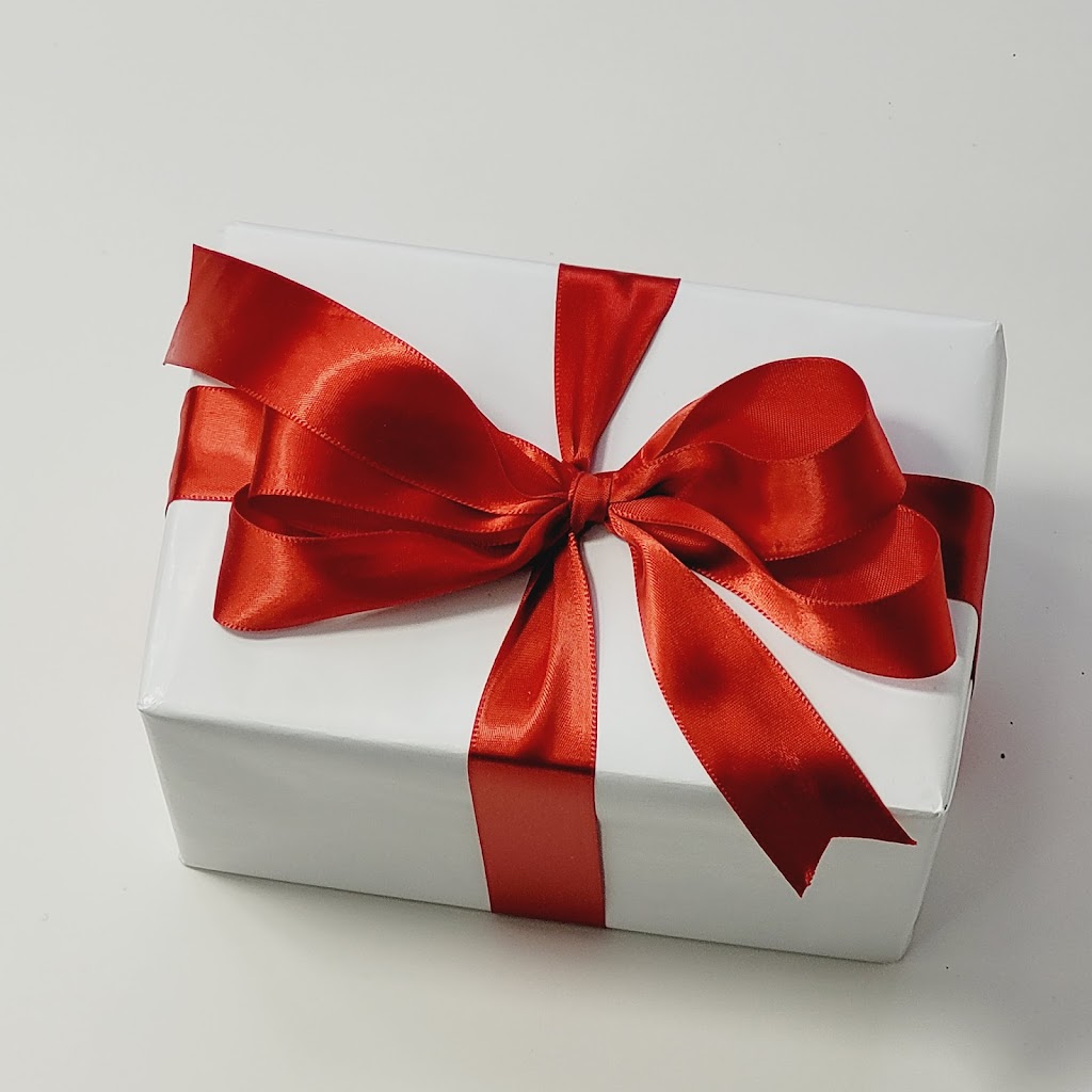 pretty wrapping service | 222 Ash St, New Westminster, BC V3M 3M4, Canada | Phone: (604) 445-3391