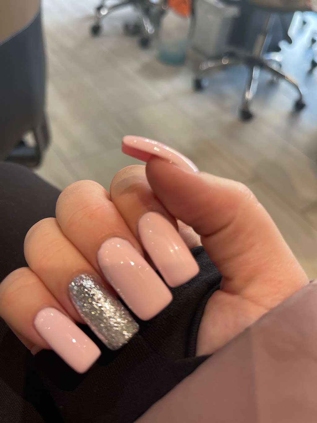 LILAC Spa & Nails | 100 Auburn Meadows Dr SE # 326, Calgary, AB T3M 2G5, Canada | Phone: (587) 356-3688