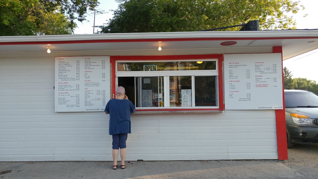 Brians Drive Inn | 1220 Dawson Rd, Lorette, MB R0A 0Y0, Canada | Phone: (204) 878-2889