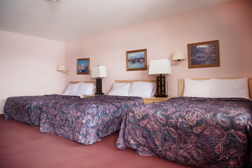 Westlodge Inn & Suites | 7701 Lundys Ln, Niagara Falls, ON L2H 1H3, Canada | Phone: (905) 356-4646