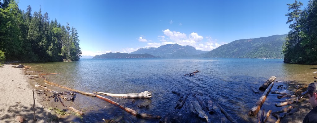 Sandy Cove Beach | Harrison Hot Springs, BC V0M 1A3, Canada