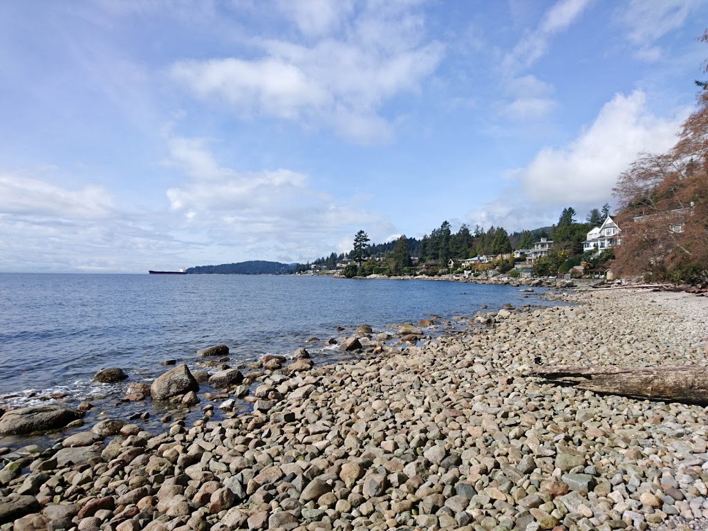 Altamont Beach Park | 2930 Park Ln, West Vancouver, BC V7V 1E9, Canada