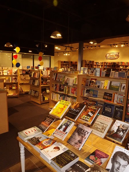 Blaines Books | 1795 Henderson Hwy #11, Winnipeg, MB R2G 3C7, Canada | Phone: (204) 691-4514