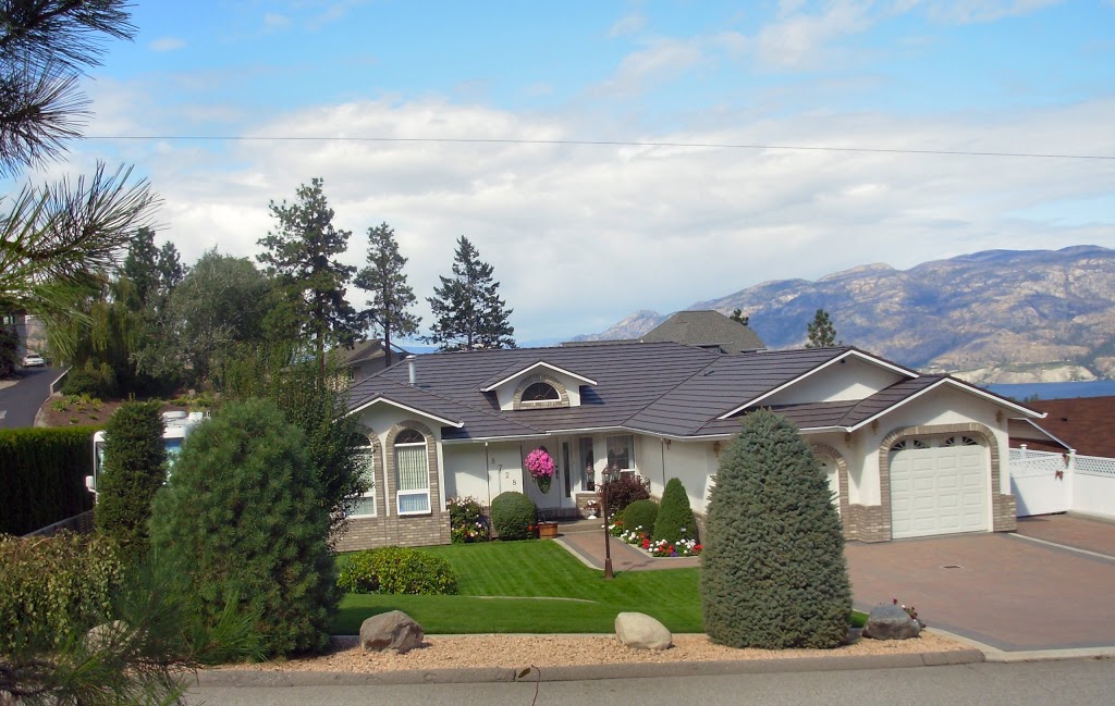 A Touch of Class Bed & Breakfast | 8728 Milne Rd, Summerland, BC V0H 1Z7, Canada | Phone: (250) 494-9380