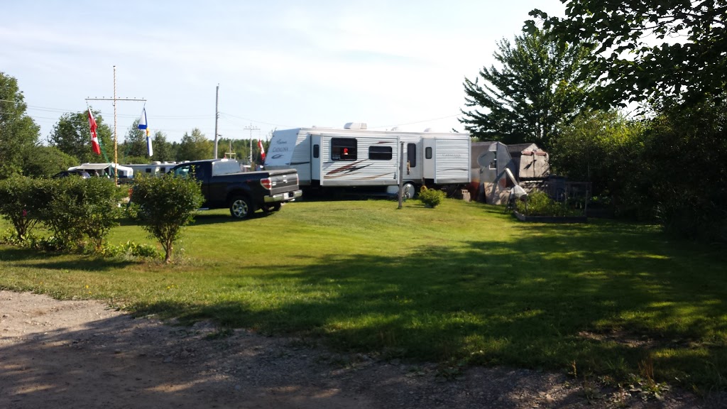 Renfrew Camping | 824 Renfrew Rd, Nine Mile River, NS B2S 2W5, Canada | Phone: (902) 883-1315