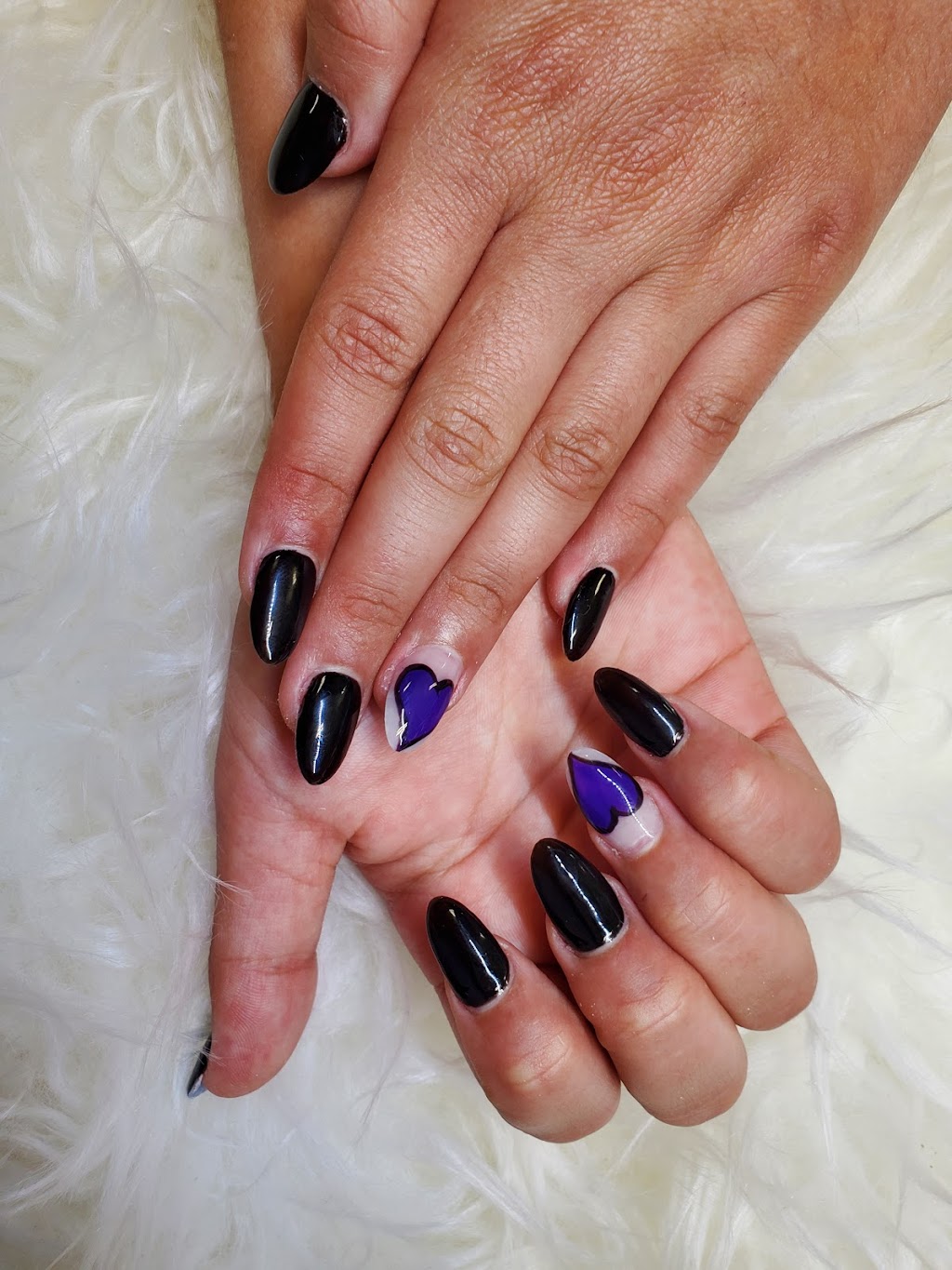 Q Nails Hamptons | 6011 199 St NW, Edmonton, AB T6M 0M8, Canada | Phone: (780) 483-8556