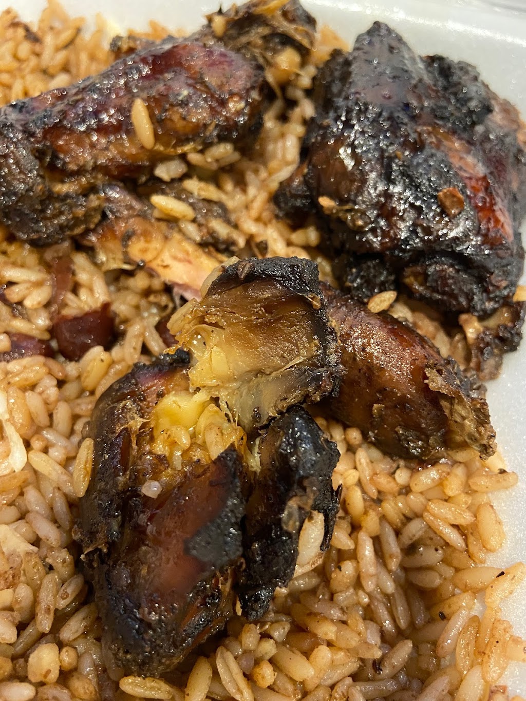 Ritz Caribbean Foods | 3003 Danforth Ave, East York, ON M4C 1M9, Canada | Phone: (416) 691-0902