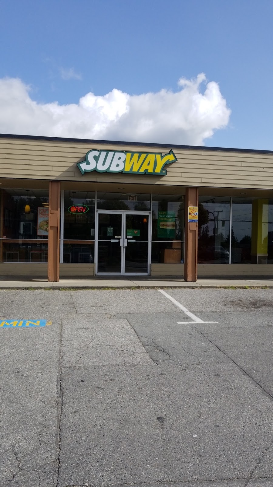 Subway | Sunnycrest Mall, 900 Gibsons Way Unit 24, Gibsons, BC V0N 1V7, Canada | Phone: (604) 886-0440