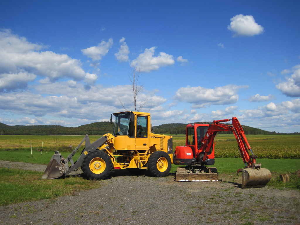 Excavation Marc-André Houle inc | 6500 Chem. de la Vallée-du-Parc, Shawinigan, QC G9T 0M8, Canada | Phone: (819) 913-0106