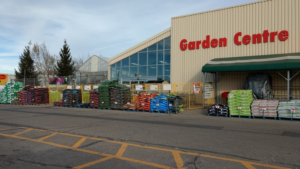 Canadian Tire - Gananoque, ON | 705 King St E, Gananoque, ON K7G 1H4, Canada | Phone: (613) 382-3729