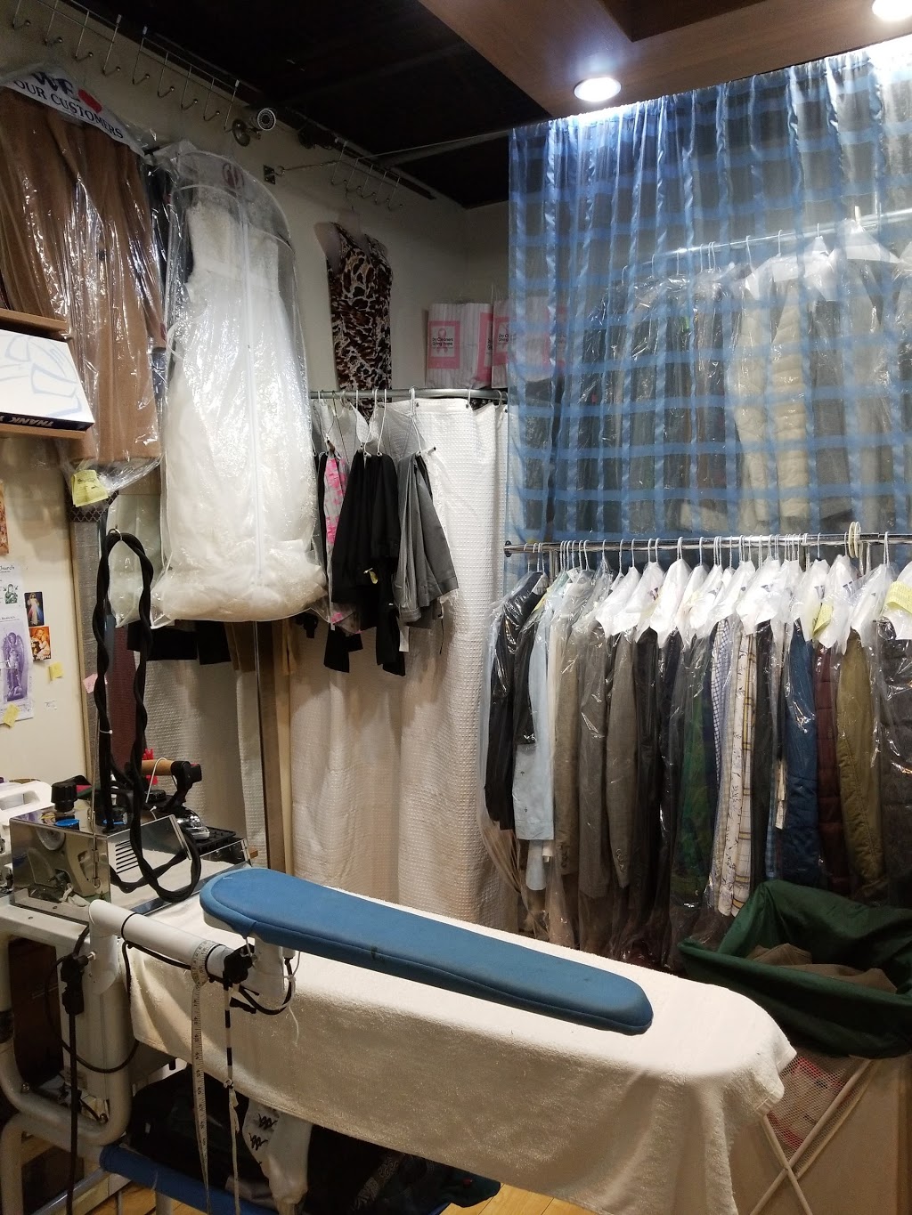 Wei Dry Cleaning | 384 Yonge St, Toronto, ON M5G 2K2, Canada