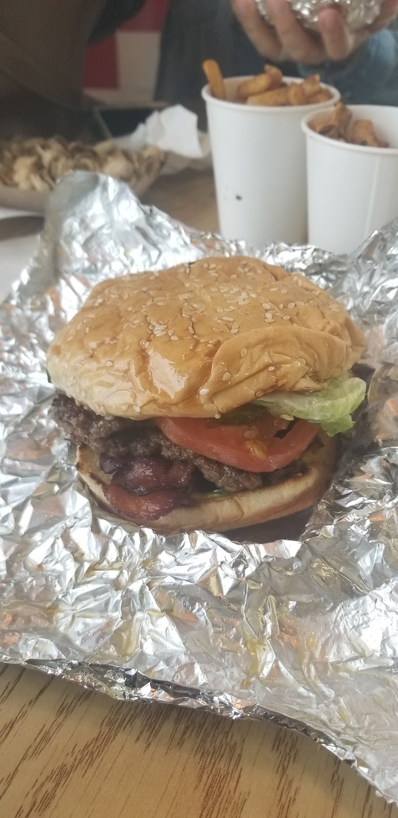 Five Guys | 1510 Dundas Street East Blg. C6, UNIT 11, Mississauga, ON L4X 1L4, Canada | Phone: (905) 273-9993