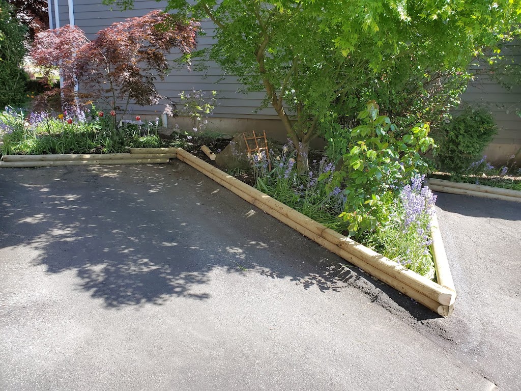 Edge Property Maintenance & Landscaping | 4768 Ranger Ave, North Vancouver, BC V7R 1M3, Canada | Phone: (778) 788-3115