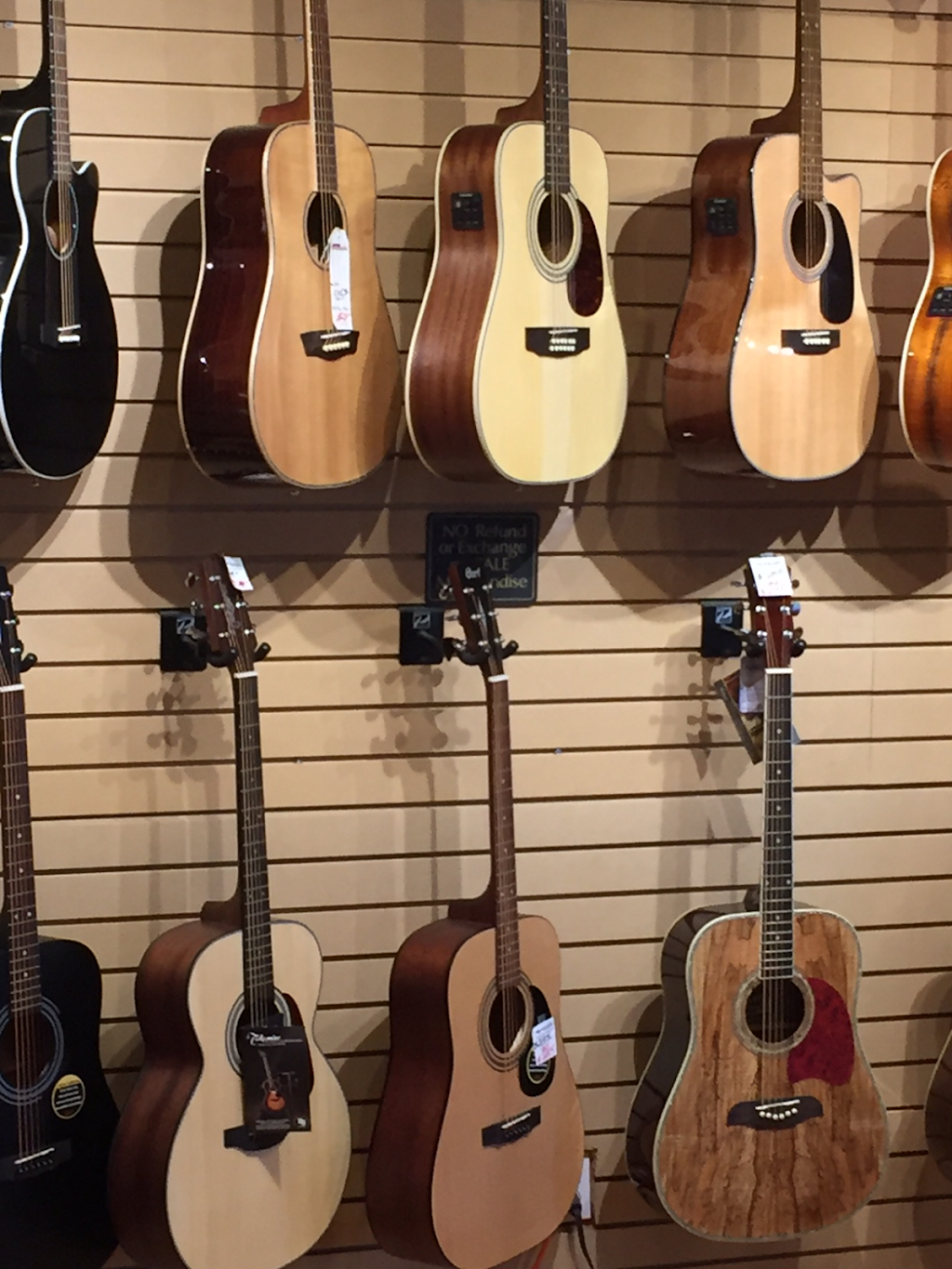 B.g. Music Academy and Guitar Shop | 612 The Queensway, Etobicoke, ON M8Y 1K1, Canada | Phone: (416) 840-0723