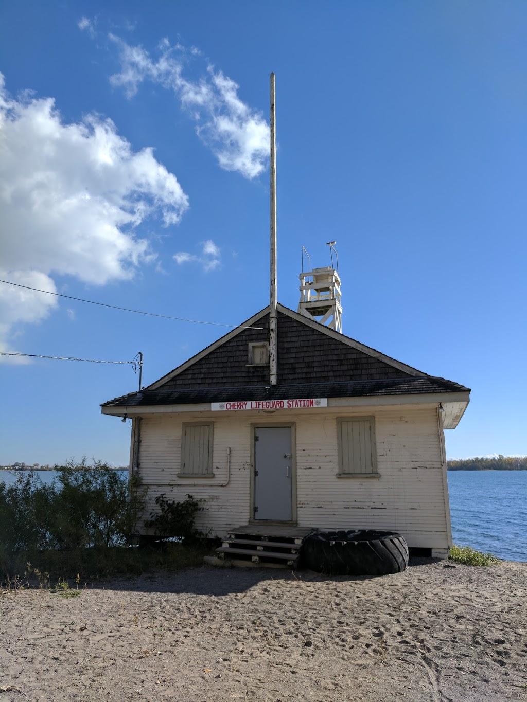 Cherry Beach Life Guard Station | 1 Cherry St, Toronto, ON M5A 1H1, Canada | Phone: (416) 392-2489