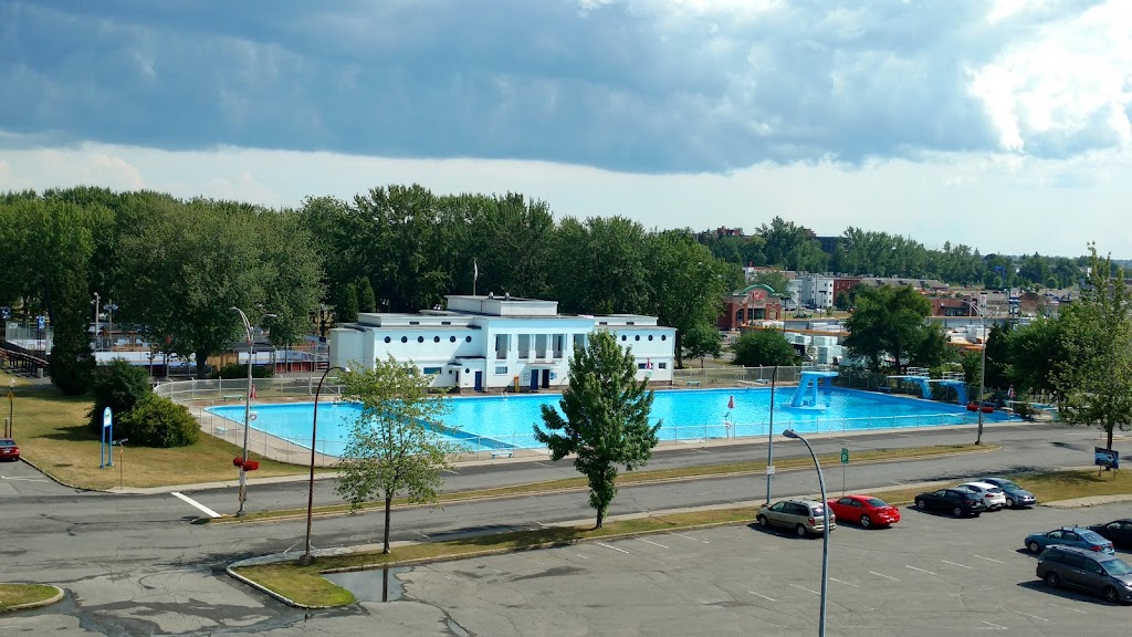 Piscine publique | Shawinigan, QC G9N, Canada | Phone: (819) 536-7200