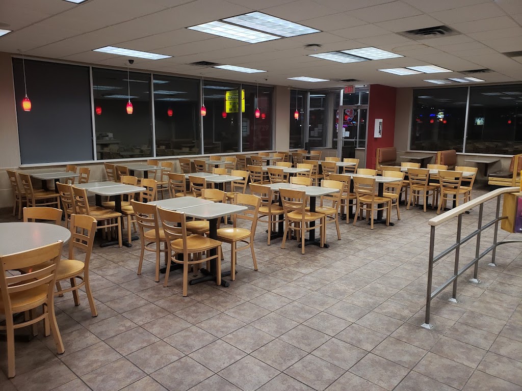 Wendys | 121 150 Crowfoot Crescent NW, Calgary, AB T3G 3T2, Canada | Phone: (403) 239-2620