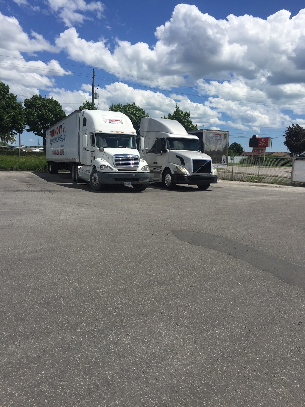 Friendly Truck Driving School | 850 Tapscott Rd #9, Scarborough, ON M1X 1N4, Canada | Phone: (416) 291-9075