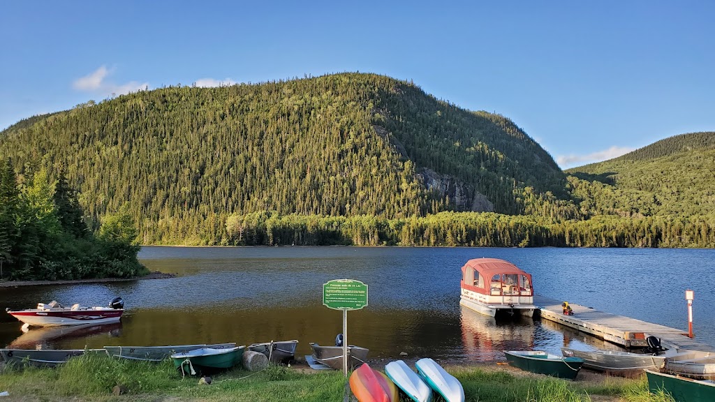 Camping Petit Lac Ha! Ha! | 1893, route 381 kilomètre 67, Le Fjord-du-Saguenay, QC G0V 1H0, Canada | Phone: (418) 676-2373