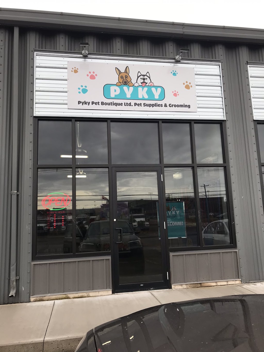 Pyky Pet Boutique | 30 Greenwood Dr, Summerside, PE C1N 3Y1, Canada | Phone: (902) 314-3510