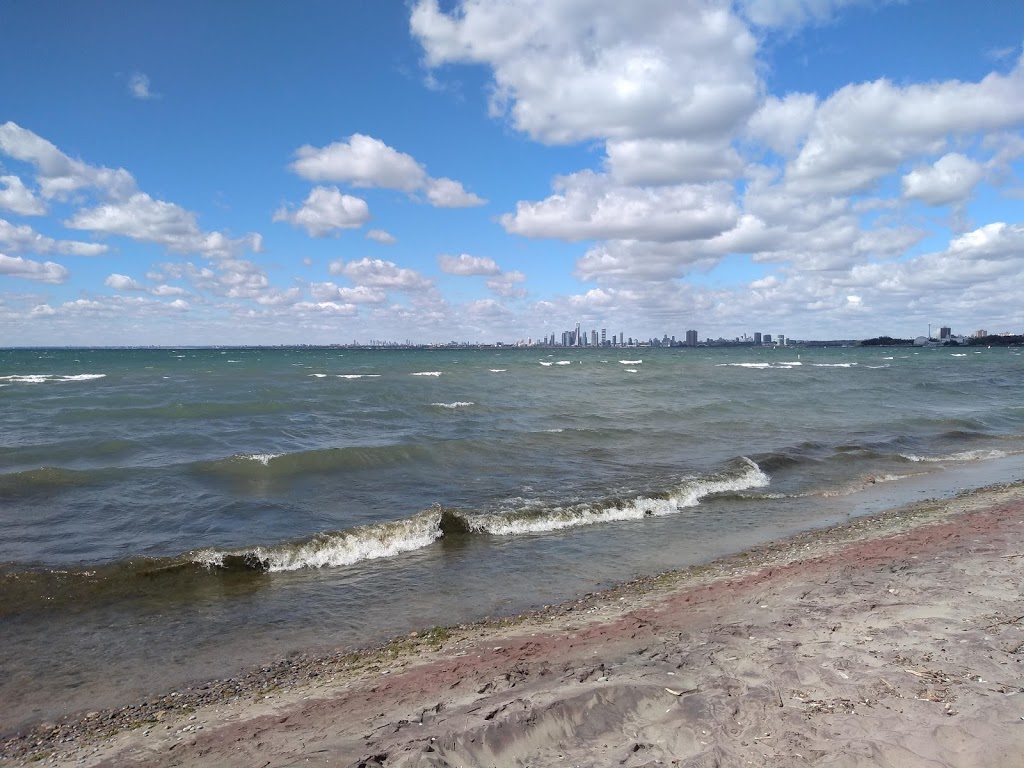 Hanlans Point Beach | Lakeshore Ave, Toronto, ON M5J 2W2, Canada | Phone: (416) 392-8196