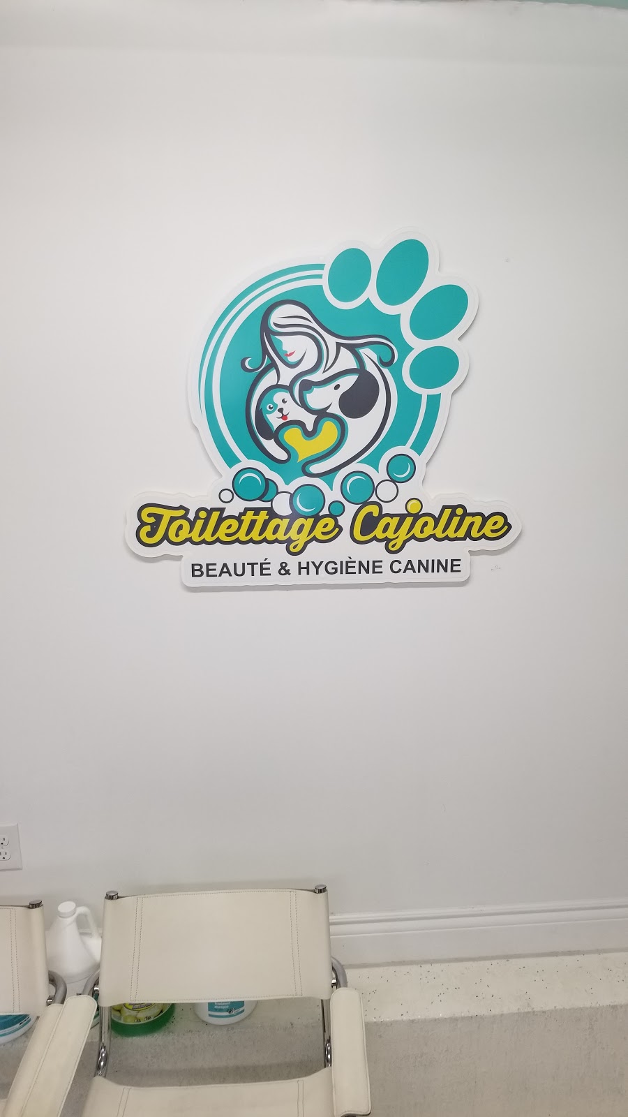 Toilettage Cajoline | 35 Rue A.-Poulin, Saint-Benoît-Labre, QC G0M 1P0, Canada | Phone: (418) 221-5798