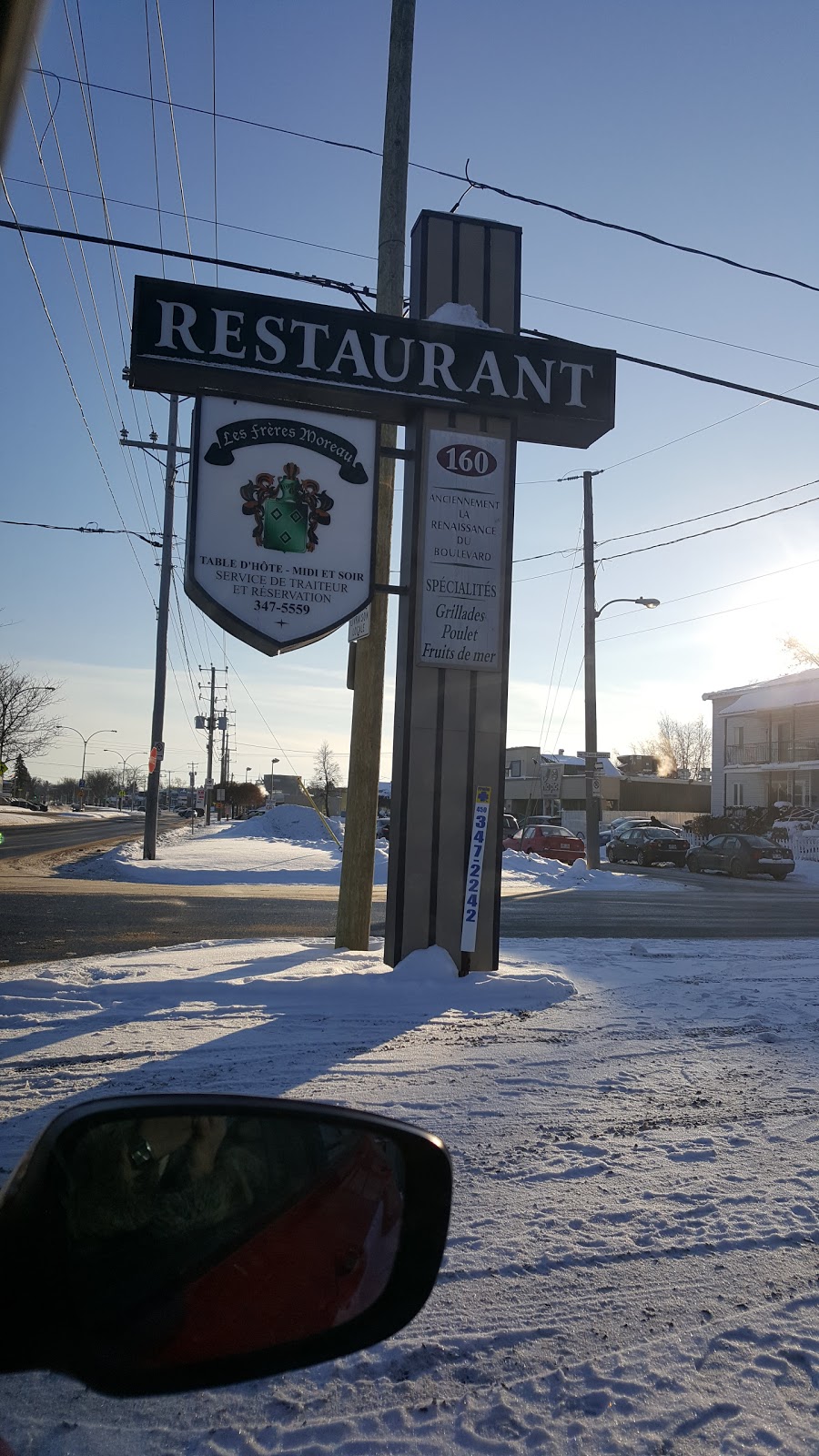 Restaurant Les Freres Moreau | 160 Boulevard du Séminaire N, Saint-Jean-sur-Richelieu, QC J3B 5K5, Canada | Phone: (450) 347-5559