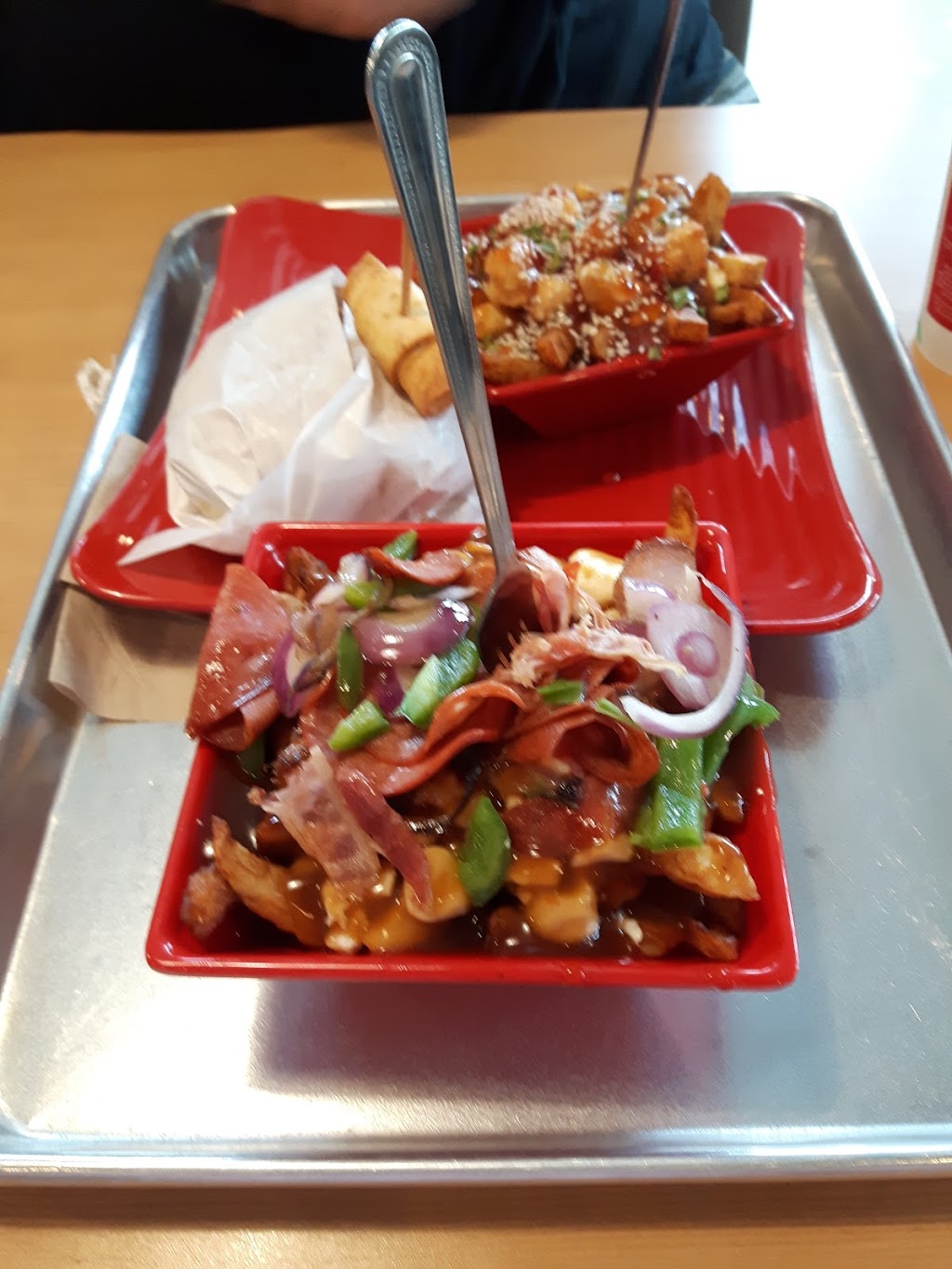 Planete Poutine | 1175 QC-125, Sainte-Julienne, QC J0K 2T0, Canada | Phone: (450) 399-1555