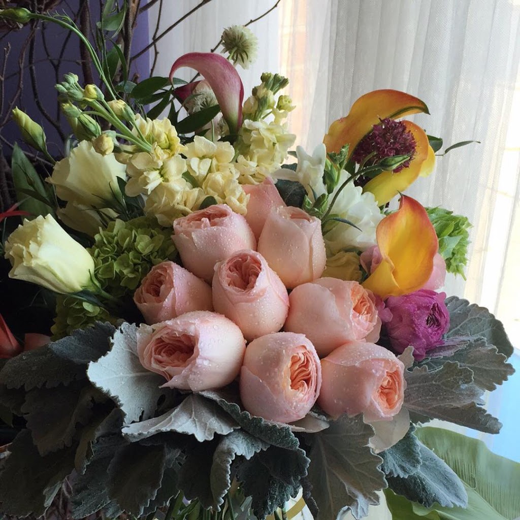 Toronto Flower Co. | 100 Brydon Dr E, Etobicoke, ON M9W 4N9, Canada | Phone: (416) 855-9984