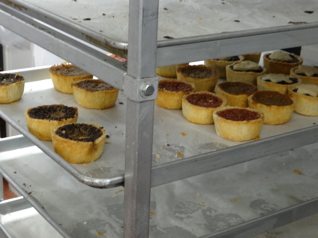 Pearsons Berry Farm – Bakery | Bakery #20 – 34463, Range Rd 40, Red Deer County, AB T0M 0K0, Canada | Phone: (403) 224-3011