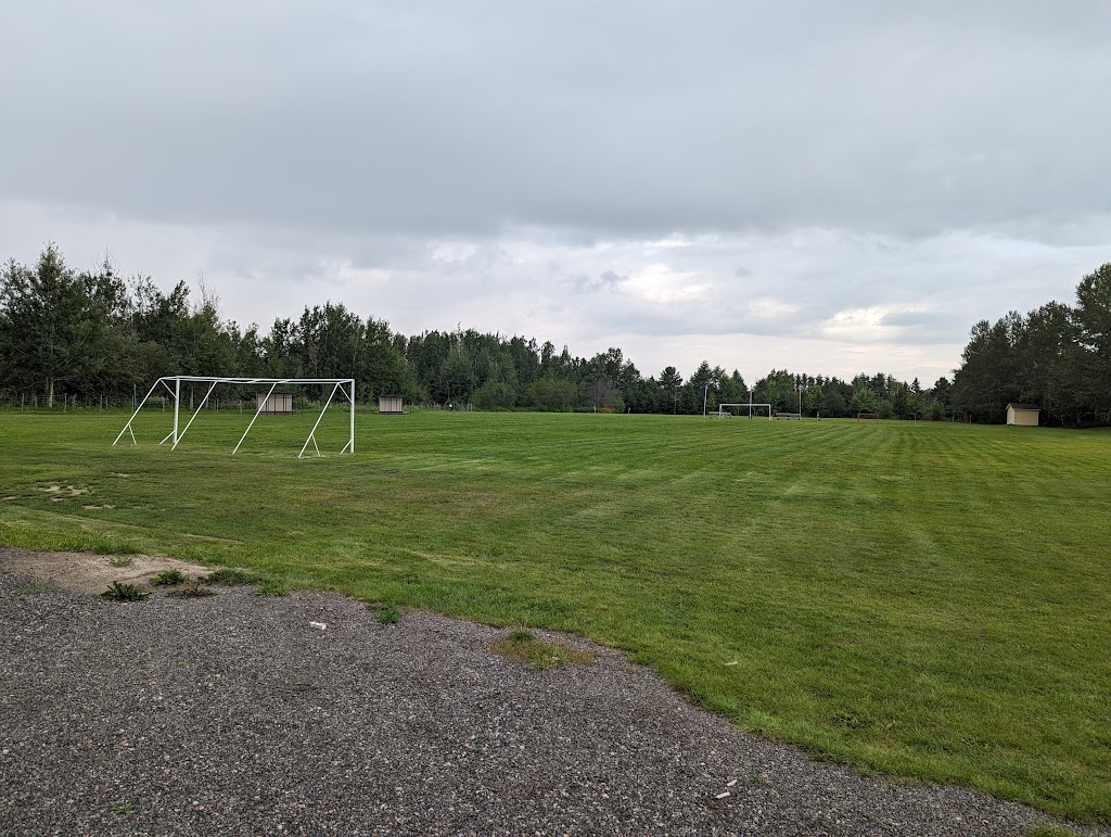 Terrain de soccer | 289 Rue de Quen, Saint-Gédéon, QC G0W 2P0, Canada | Phone: (418) 345-8001