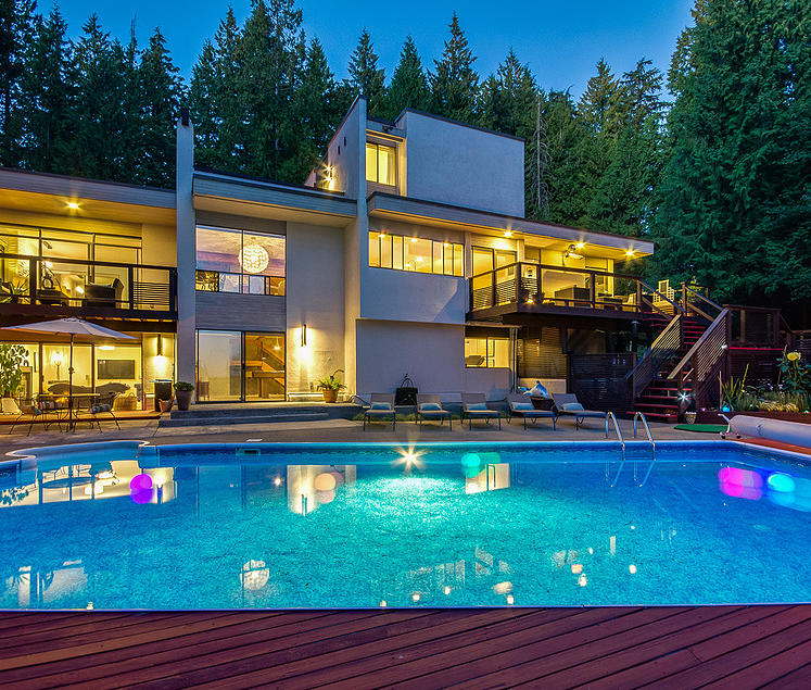 Princess Pan PREC-Vancouver Luxury Real Estate | 3215 Macdonald St, Vancouver, BC V6L 2N2, Canada | Phone: (604) 732-1336