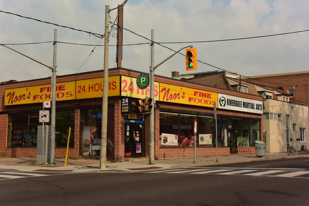 Noors Fine Foods | 838 Broadview Ave, Toronto, ON M4K 2R1, Canada | Phone: (416) 465-1351