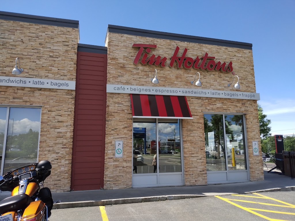 Tim Hortons | 1775 Av. du Pont S, Alma, QC G8B 6N3, Canada | Phone: (418) 668-6674