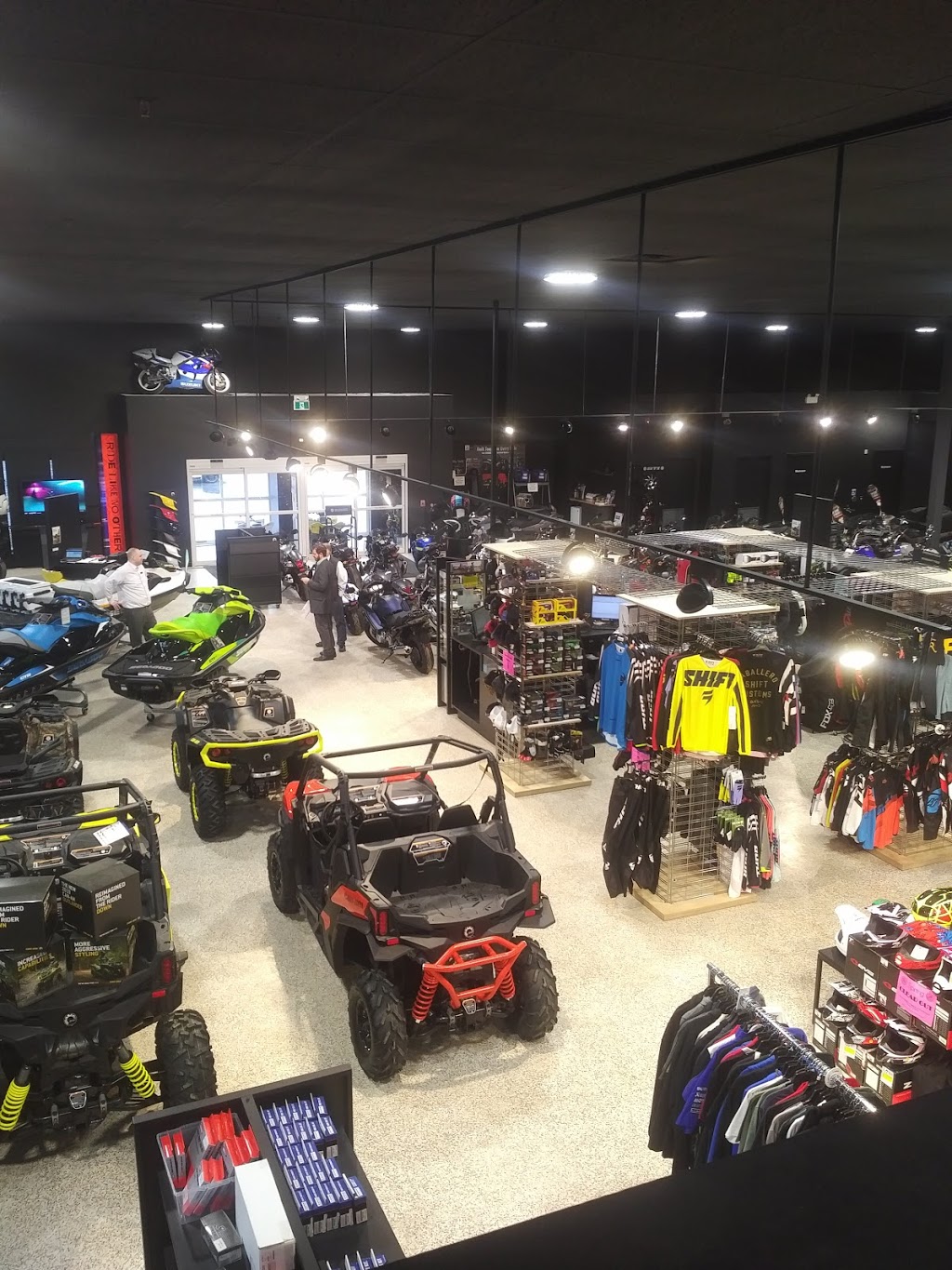 Motor Sports World | 1375 Clyde Ave, Nepean, ON K2G 3H7, Canada | Phone: (613) 225-2892