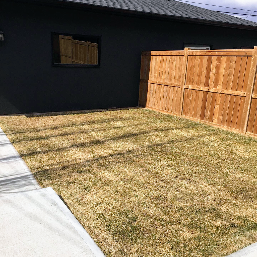 Fresh Stripes Lawn Care | 306 17 St SE, Calgary, AB T2E 8V7, Canada | Phone: (403) 702-5798