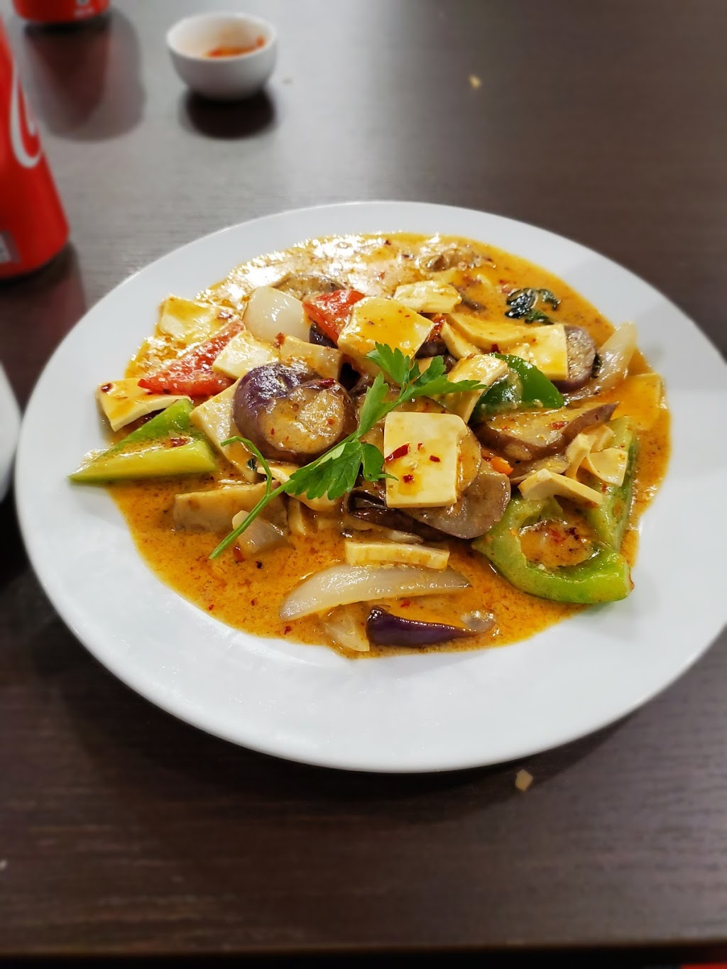 Meesais Thai Kitchen | 1271 Commissioners Rd W, London, ON N6K 1C9, Canada | Phone: (519) 657-3636