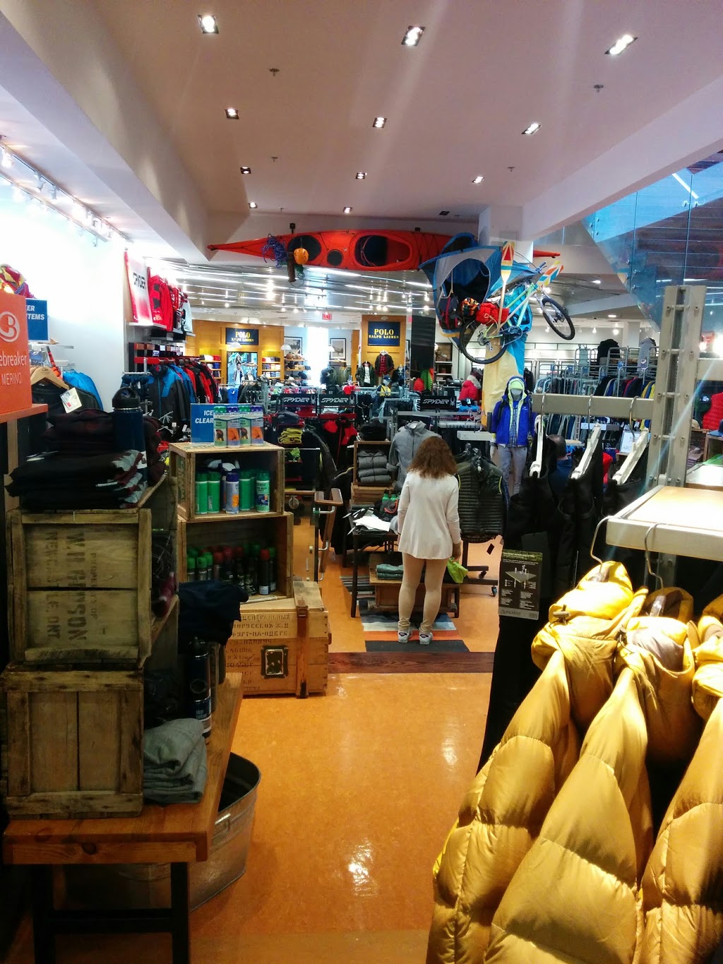 Sporting Life | 2665 Yonge St, Toronto, ON M4P 2J6, Canada | Phone: (416) 485-1611