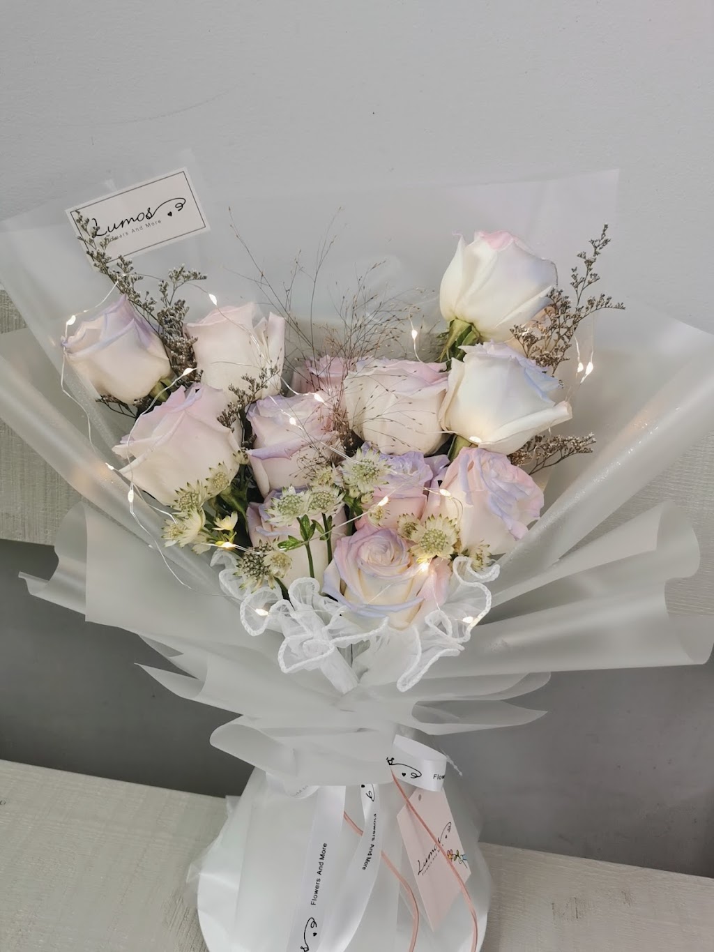 Lumos Flower Delivery | 72 Esther Shiner Blvd, North York, ON M2K 0C4, Canada | Phone: (204) 296-0065