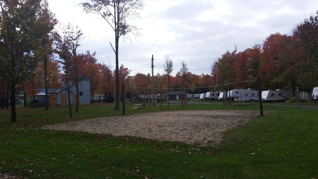 Camping Aqua Parc St-Pie | 286 Chemin de Saint-Dominique, Saint-Pie, QC J0H 1W0, Canada | Phone: (450) 772-2614