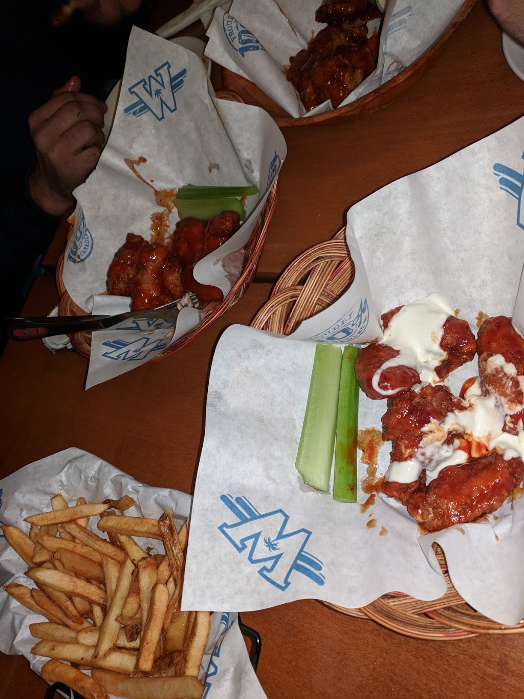 Wild Wing | 249 Queen St E, Brampton, ON L6W 3H4, Canada | Phone: (905) 216-9424