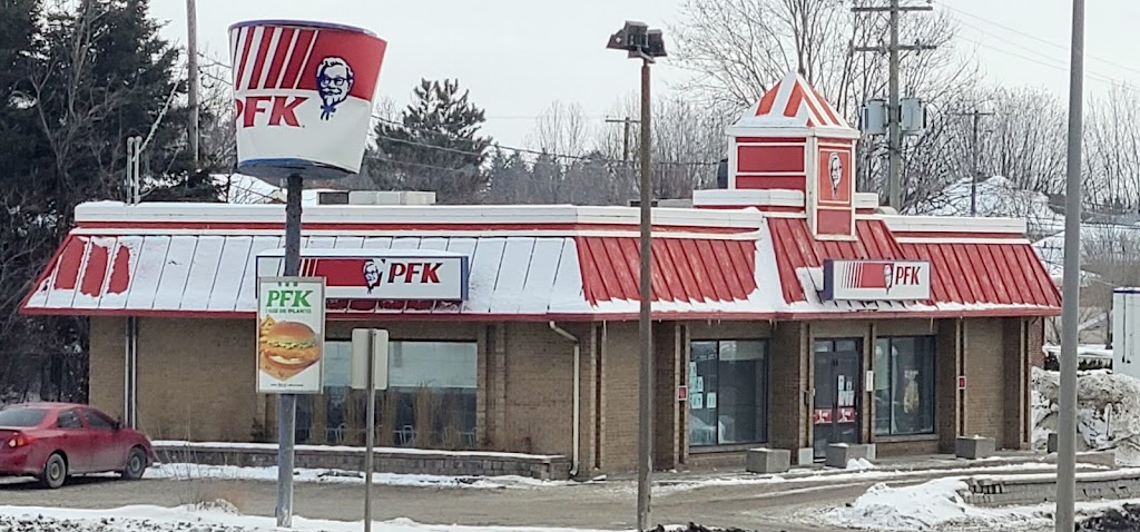 PFK | 466 Boul. Sainte-Geneviève, Chicoutimi, QC G7G 2E4, Canada | Phone: (418) 549-4577