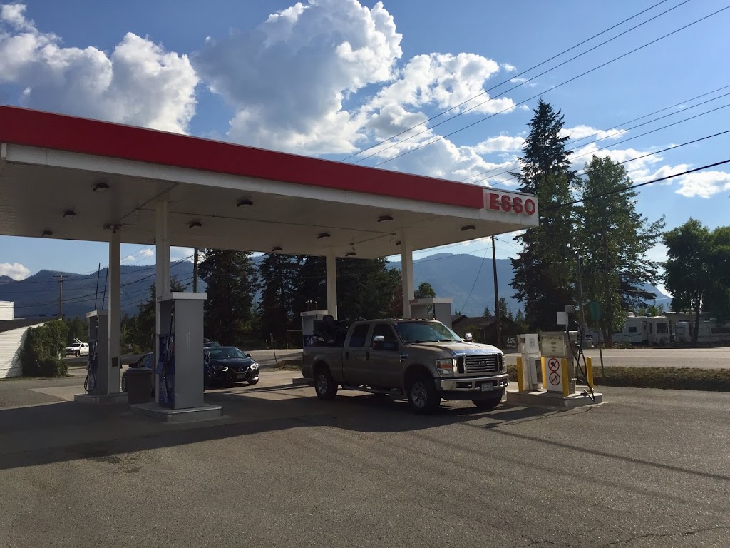 Esso | 3891 Squilax-Anglemont Rd, Scotch Creek, BC V0E 3L0, Canada | Phone: (250) 955-0868